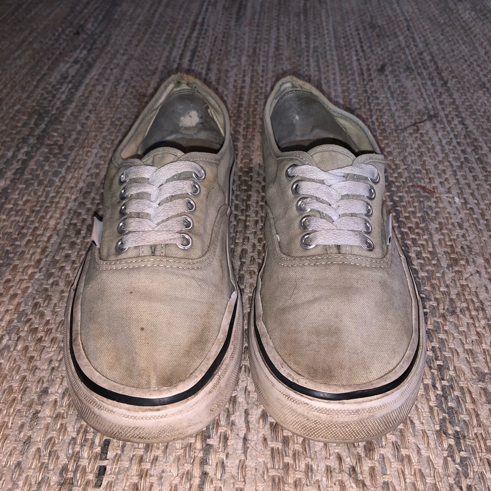gray vans
